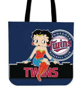 Wonder Betty Boop Minnesota Twins Tote Bags