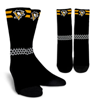 Round Striped Fascinating Sport Pittsburgh Penguins Crew Socks