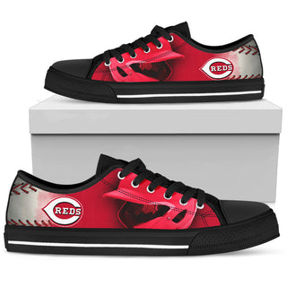 Artistic Scratch Of Cincinnati Reds Low Top Shoes