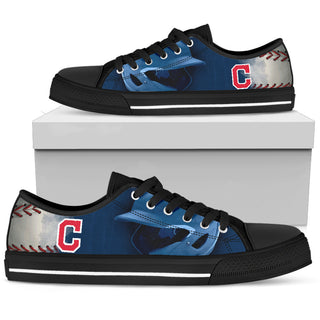 Artistic Scratch Of Cleveland Indians Low Top Shoes