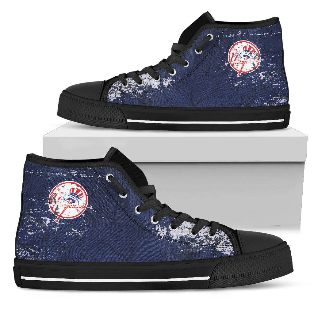 Grunge Vintage Logo New York Yankees High Top Shoes
