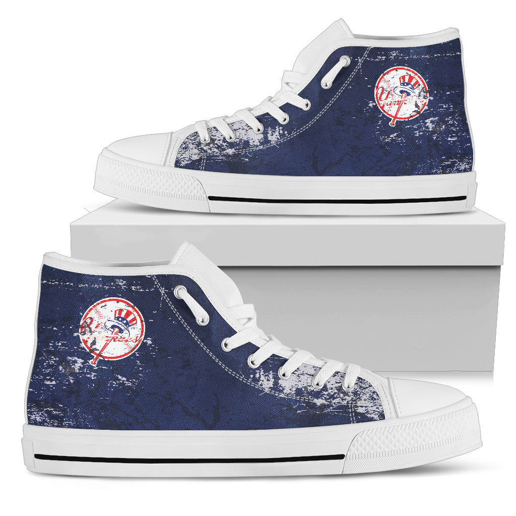 Grunge Vintage Logo New York Yankees High Top Shoes