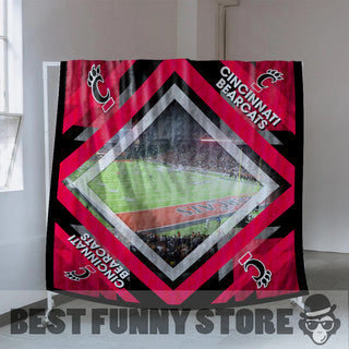 Pro Cincinnati Bearcats Stadium Quilt For Fan