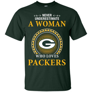 Never Underestimate A Woman Who Loves Green Bay Packers Sweaters